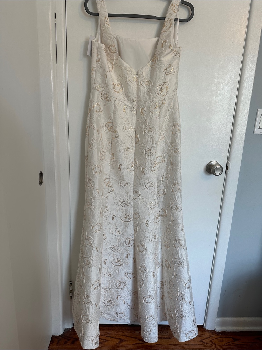 ALFRED SUNG Ivory and Gold Floral Brocade A-Line Wedding Dress- NWT - Picture 5 of 10